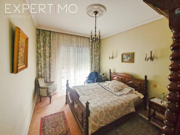 Coulounieix-Chamiers (24660) VIAGER SANS RENTE OU NUE PROPRIÉTÉ MONSIEUR 92 ANS SUPERBES MAISON DE PLAIN-PIED AVEC TERRAIN ET DÉPENDANCES.