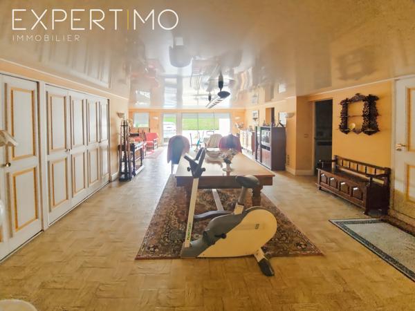 Coulounieix-Chamiers (24660) VIAGER SANS RENTE OU NUE PROPRIÉTÉ MONSIEUR 92 ANS SUPERBES MAISON DE PLAIN-PIED AVEC TERRAIN ET DÉPENDANCES.