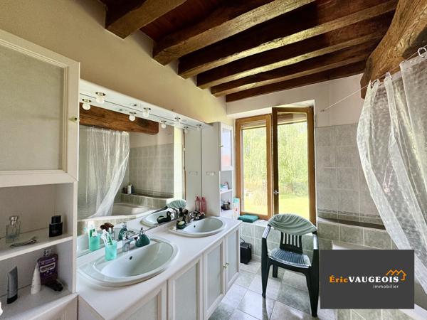 Pierre-Levée (77580) Corps de ferme 200m² DPE:C - Grange - Terrain 1.4 hectare