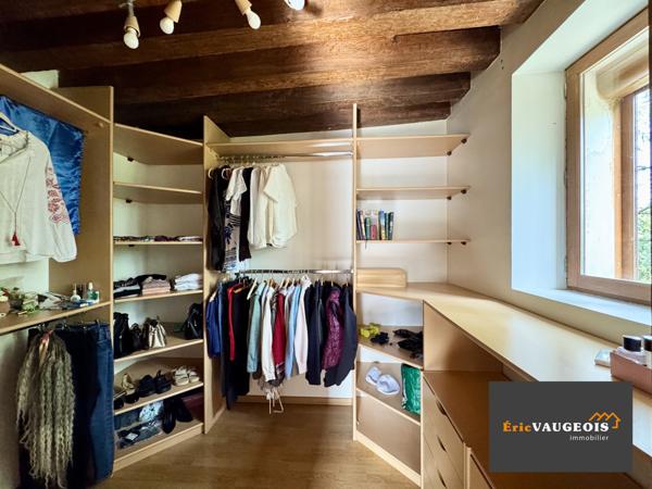 Pierre-Levée (77580) Corps de ferme 200m² DPE:C - Grange - Terrain 1.4 hectare