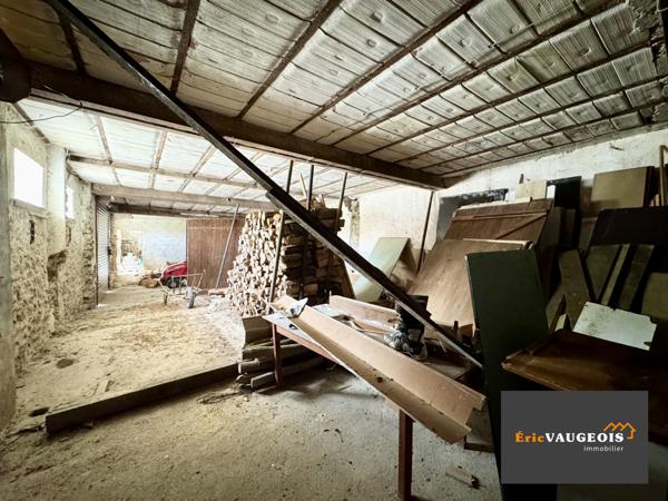 Pierre-Levée (77580) Corps de ferme 200m² DPE:C - Grange - Terrain 1.4 hectare