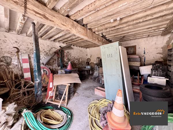Pierre-Levée (77580) Corps de ferme 200m² DPE:C - Grange - Terrain 1.4 hectare