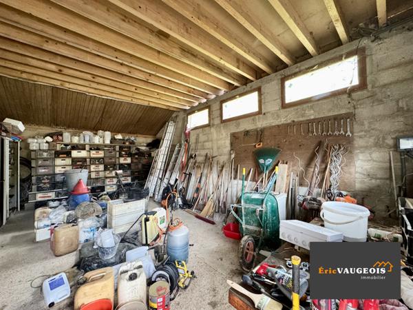 Pierre-Levée (77580) Corps de ferme 200m² DPE:C - Grange - Terrain 1.4 hectare