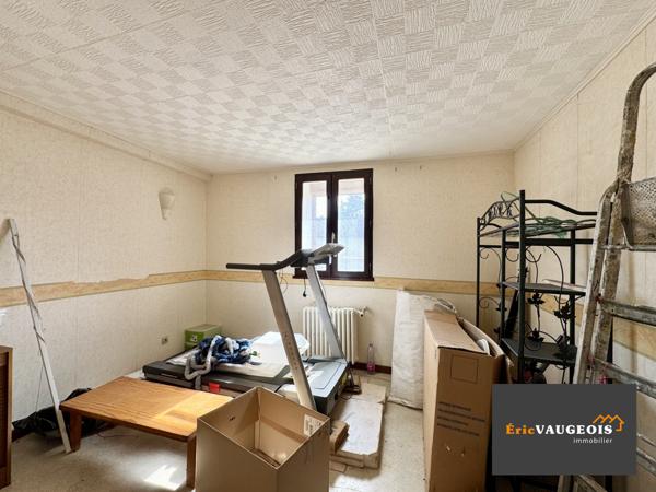 Pierre-Levée (77580) Corps de ferme 200m² DPE:C - Grange - Terrain 1.4 hectare