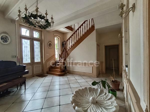 Manoir de 1880 : caractère, prestige et authenticité