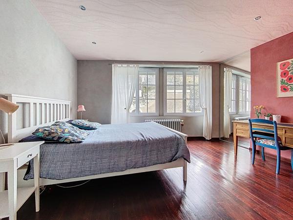 Maison de bourg très bien située axe A11/A85 composée de 4 chambres à Saint Germain Des Prés