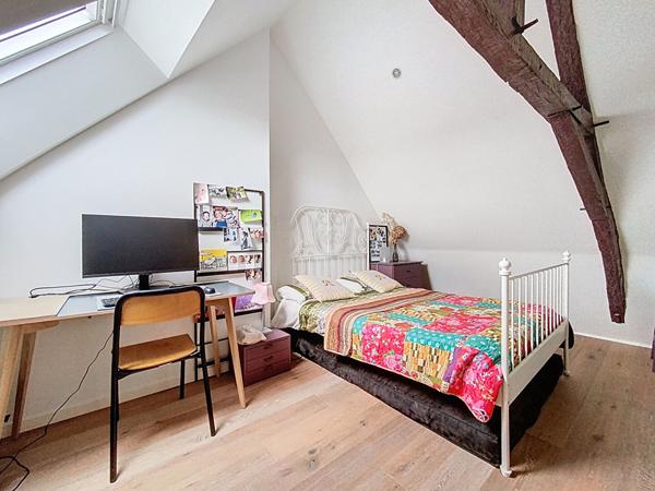 Maison de bourg très bien située axe A11/A85 composée de 4 chambres à Saint Germain Des Prés