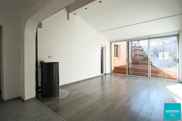 Maison 2 chambres avec Terrasse et Garage à vélos
