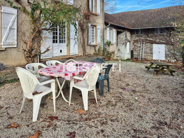 Maison - 9 pièces - 150 m2