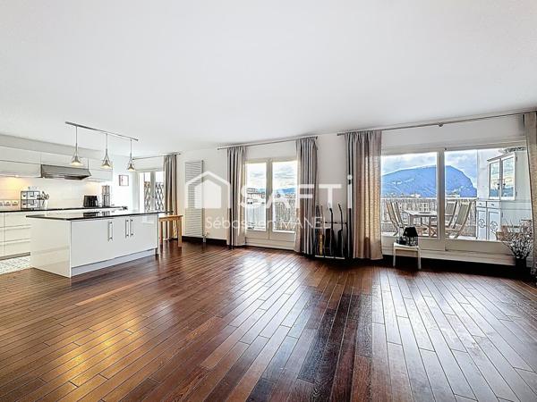 Attique lumineux, terrasse, vue Salève