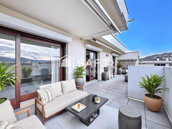 Attique lumineux, terrasse, vue Salève