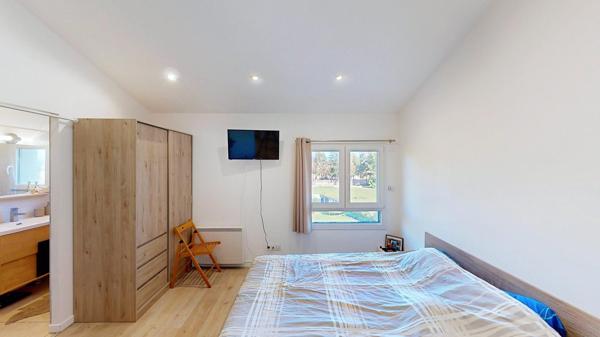 MAISON MITOYENNE RECENTE, QUATRE CHAMBRES, AU CALME, VUE DEGAGEE, PROCHE ECOLE