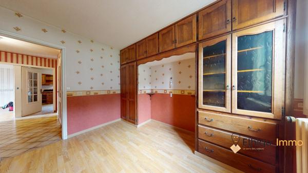 Maison familiale avec sous-sol et terrain de 524 m² au cœur de Vignory