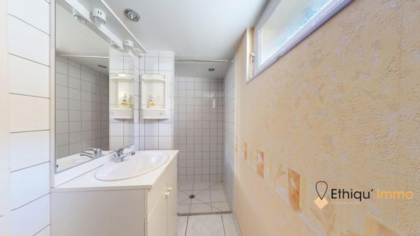 Maison familiale avec sous-sol et terrain de 524 m² au cœur de Vignory
