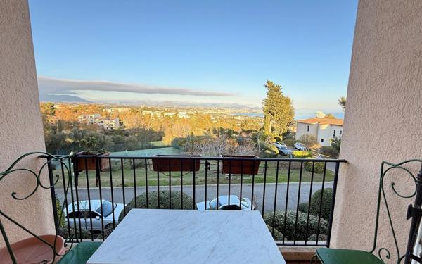 Appartement à louer    5 pièces • 115 m2 Villeneuve-Loubet