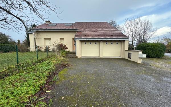 Maison à vendre    6 pièces •  Mont-sous-Vaudrey