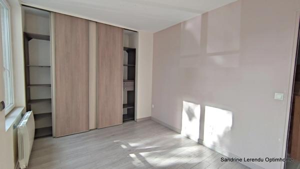 DARNÉTAL – MAISON DE VILLE RESTAURÉE AVEC COUR – PROCHE ROUEN ET CHU