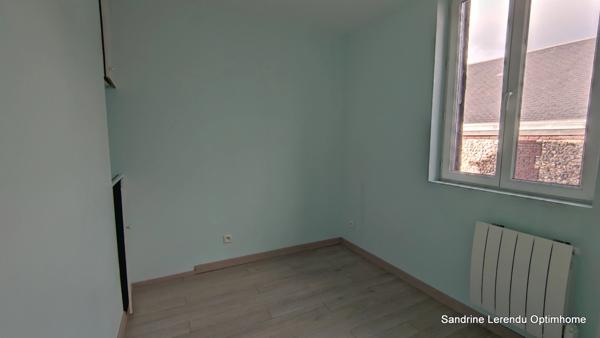 DARNÉTAL – MAISON DE VILLE RESTAURÉE AVEC COUR – PROCHE ROUEN ET CHU