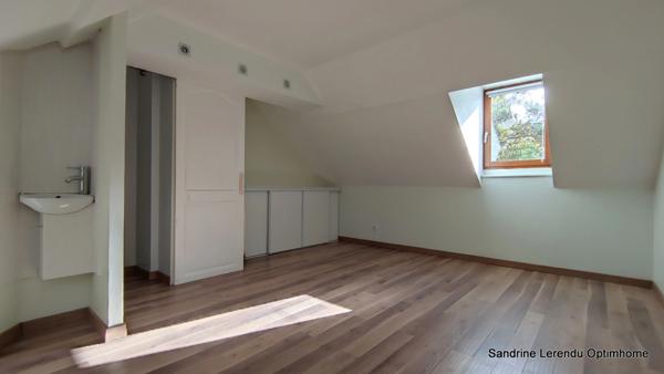 DARNÉTAL – MAISON DE VILLE RESTAURÉE AVEC COUR – PROCHE ROUEN ET CHU