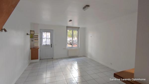 DARNÉTAL – MAISON DE VILLE RESTAURÉE AVEC COUR – PROCHE ROUEN ET CHU