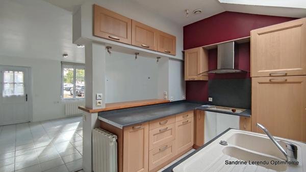 DARNÉTAL – MAISON DE VILLE RESTAURÉE AVEC COUR – PROCHE ROUEN ET CHU
