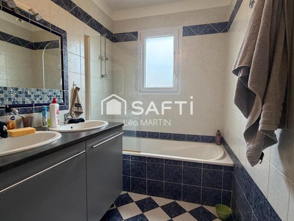 Pavillon plain pied - 75m2 - 2 chambres - garage