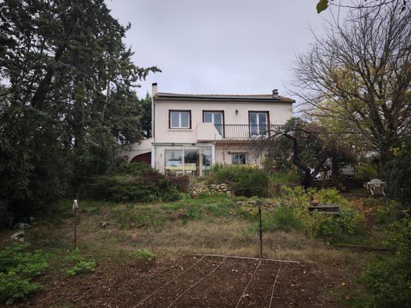 Ceyras (34800) Maison R+1 de 140m2 sur 2500m2 de terrain avec piscine