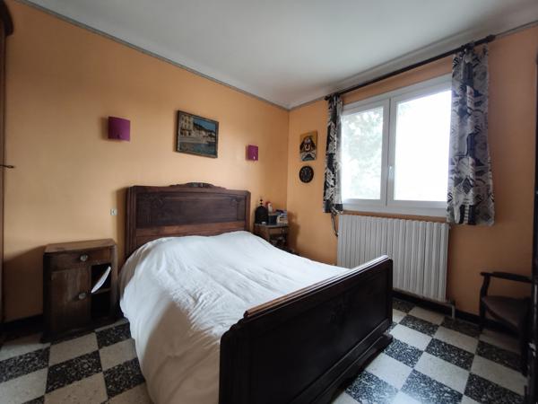 Ceyras (34800) Maison R+1 de 140m2 sur 2500m2 de terrain avec piscine