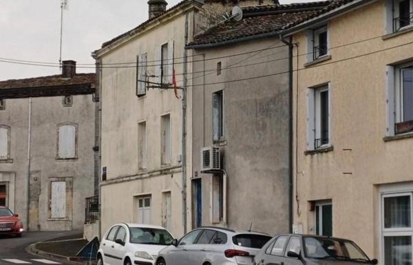 Maison à vendre |  Barbezieux-Saint-Hilaire |  3 pièces | 60 m²