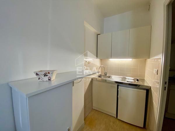 A louer studio équipé hyper Centre ville CHATEAUROUX