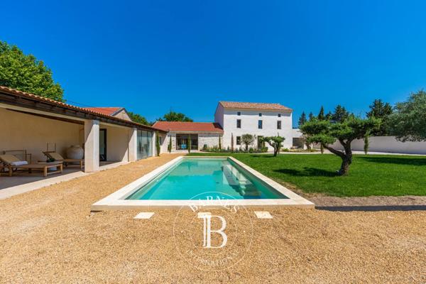Pernes-les-Fontaines, Maison 6 Chambres -  390 m² à vendre
