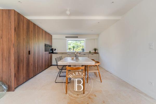Pernes-les-Fontaines, Maison 6 Chambres -  390 m² à vendre