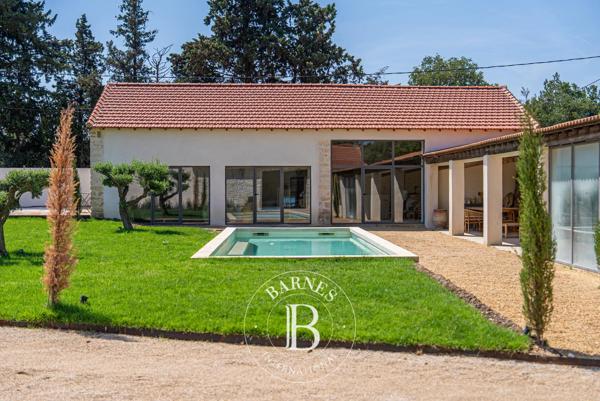 Pernes-les-Fontaines, Maison 6 Chambres -  390 m² à vendre