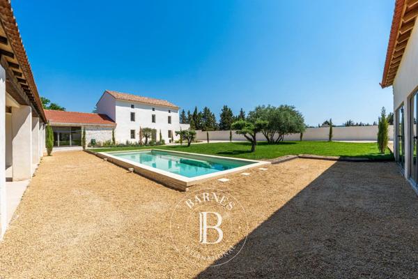 Pernes-les-Fontaines, Maison 6 Chambres -  390 m² à vendre