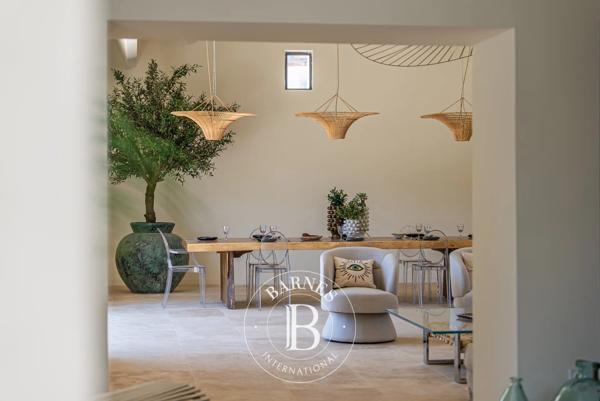 Pernes-les-Fontaines, Maison 6 Chambres -  390 m² à vendre