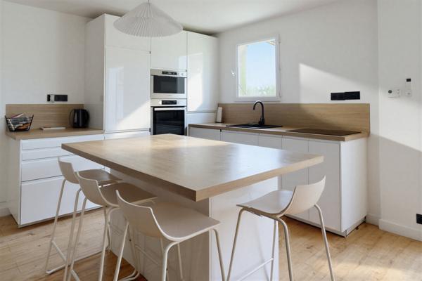 Pennes-Mirabeau (13170) Maison 82m2 jardin de 100m2 avec garage