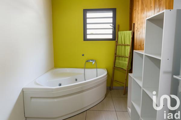 Maison à vendre 4 pièces 82 m² Saint-Joseph