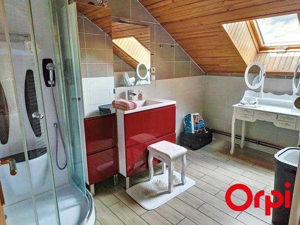 Maison à vendre    5 pièces •  Colombier