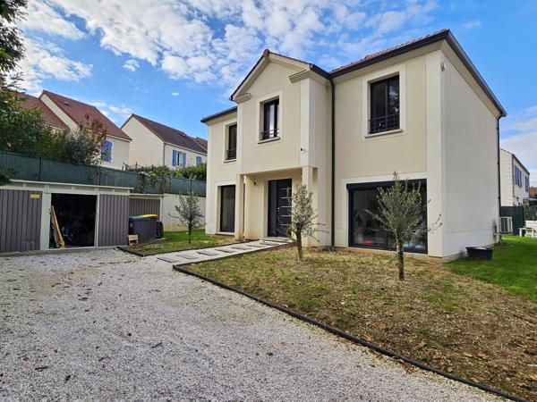 Villecresnes (94440) Maison récente (2019) - Secteur calme en fond d'impasse