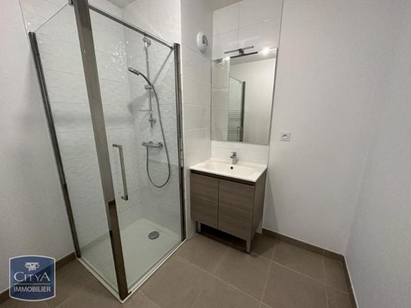 Appartement à louer 3 pièces 68.04m²