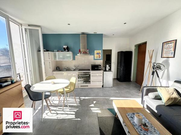 RIANS Appartement T2 loué refait à neuf Plein sud