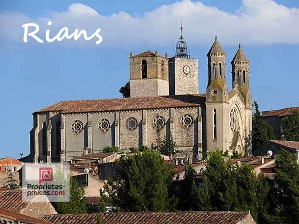 RIANS Appartement T2 loué refait à neuf Plein sud