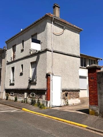Local/bureau à vendre LE CHESNAY (78)-306m²-terrain338m²-