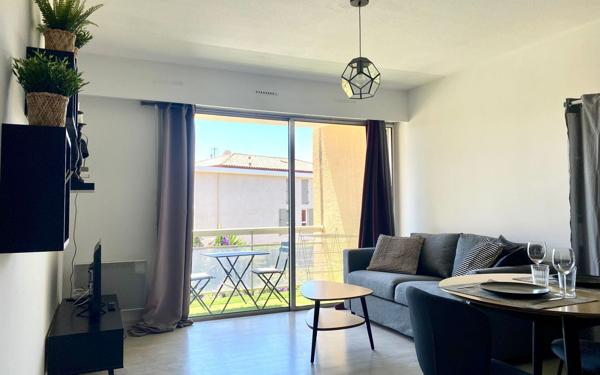 Appartement à louer    2 pièces • 23,85 m2 Six-Fours-les-Plages
