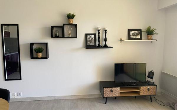 Appartement à louer    2 pièces • 23,85 m2 Six-Fours-les-Plages