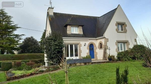 Maison individuelle à vendre à Pontivy dans le Morbihan (56300), ref : 063-366 Maison individuelle à vendre à Pontivy dans le Morbihan (56300), ref : 063-366