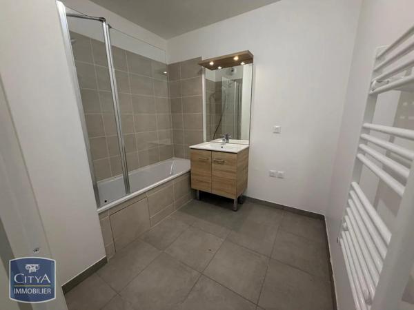 Appartement à louer 3 pièces 64.58m² Saint-Chamond (42400)