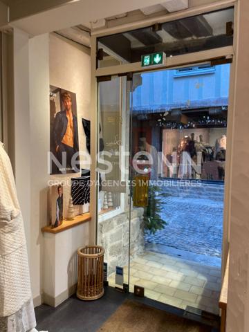 Fonds de commerces : Boutique de lingerie : Coup de Coeur Vannes Intra-muros 52m2 !