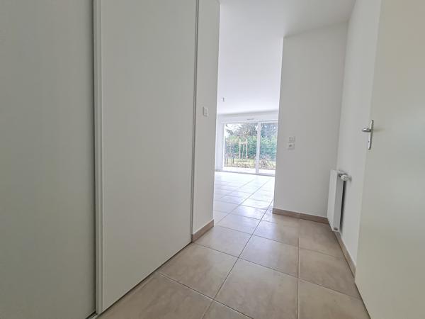 Marnaz (74460) T2 DE 49 M² A LOUER - BALCON + PLACE DE PARKING EN S/SOL - NOUVELLE RESIDENCE A MARNAZ