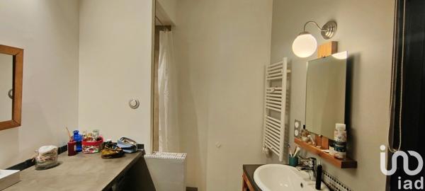 Maison de village 5 pièces de 137 m² à Roujan (34320)